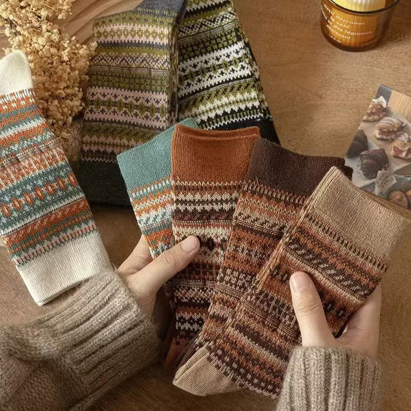 ⏳ Het erbjudande! |3-Pack Retromönstrade Strumpor – Mjuka & Mysiga Vardagsstrumpor med Tidlös Stil