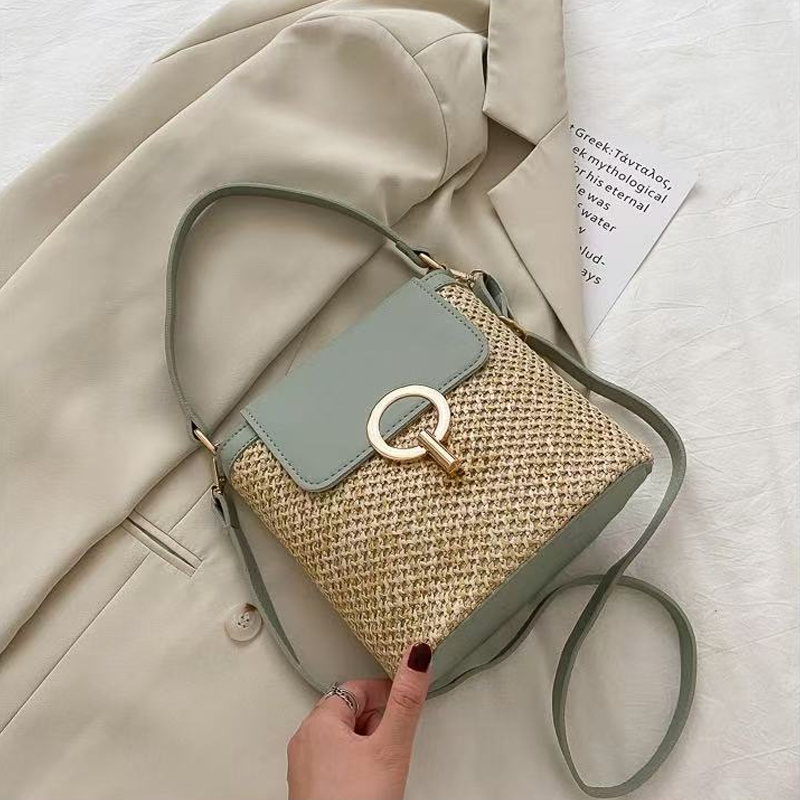 👜 50 % RABATT NU! 🌾 Damstråhatt – handflätad, lätt & 3 bärstilar – perfekt för sommaren ✨