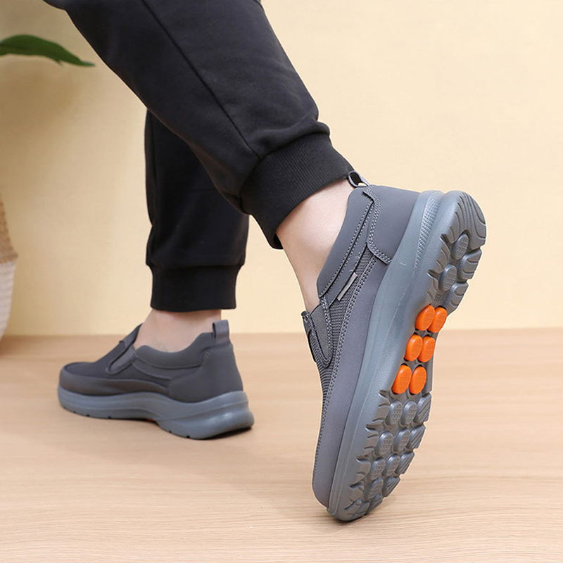 Bekväma Slip-On Sneakers för Herr – Andningsbar Design & Komfort för Vardagen