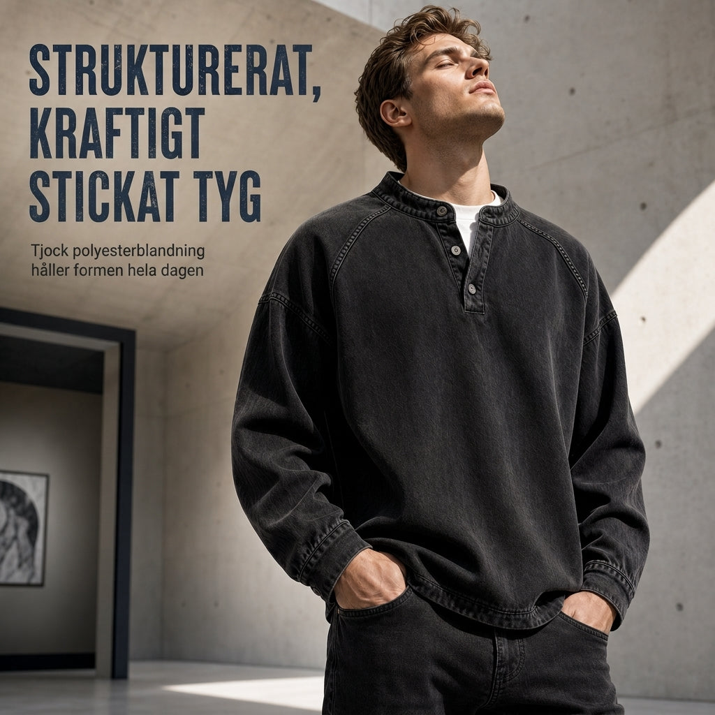 Herrtröja med knappslå, tvättad look och ledig passform